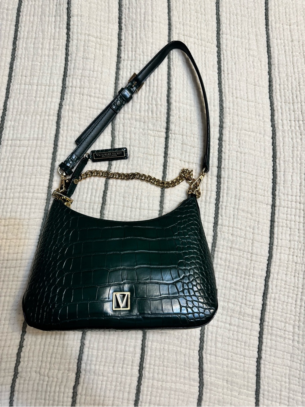 Victoria’s Secret Green Croc-Embossed Shoulder Bag